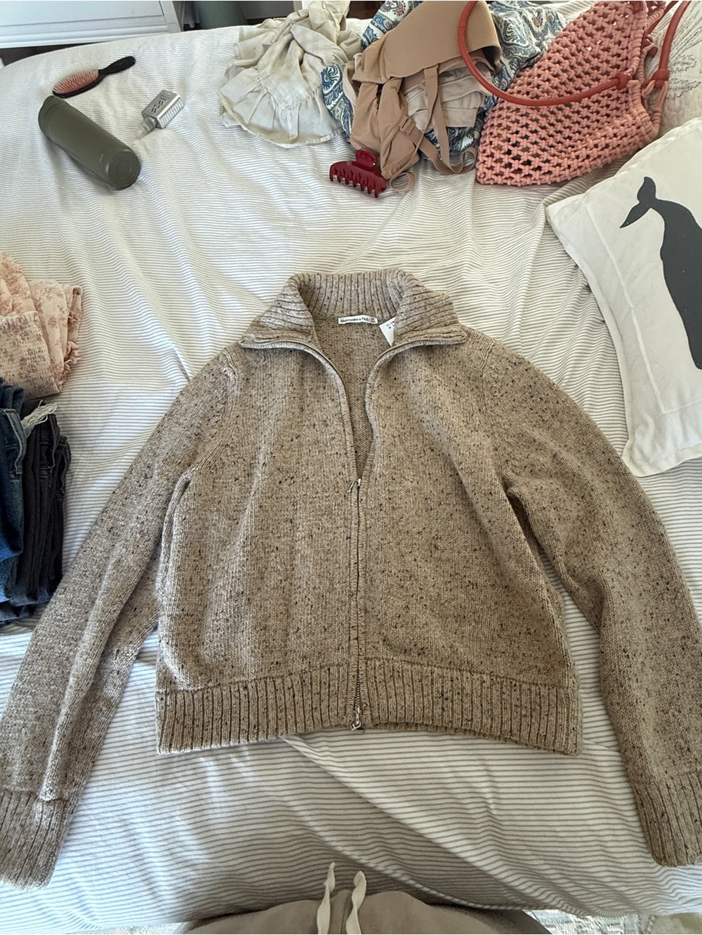 Zip-Front Women's Sweater Jacket in Heathered Taupe
